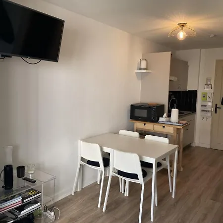 Apartament Studio Coquet A 900m De La Plage, Parking Gratuit. Bidart