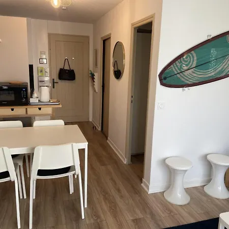 Studio Coquet à 900m De La Plage, Parking Gratuit. Appartement *